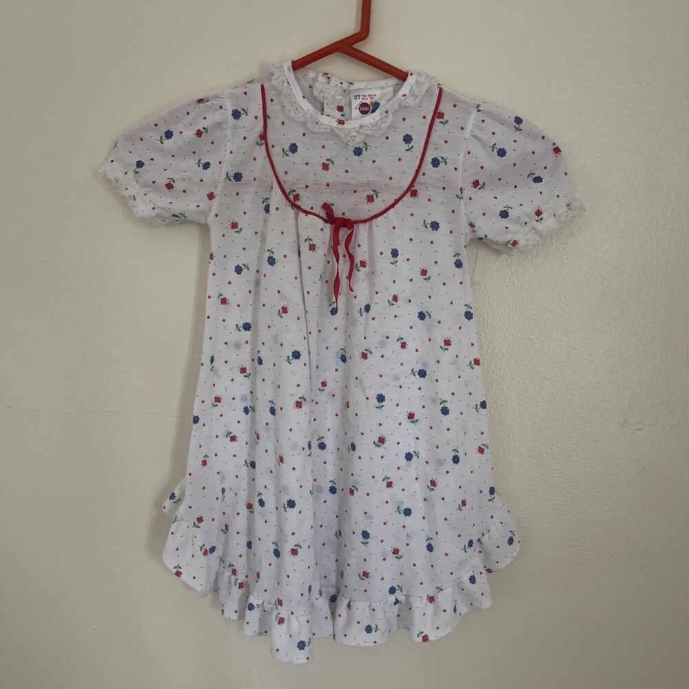 Vintage 90s Kids & More Toddler Lace Trimmed Daisy Print Maxi Sleep Dress- 2T